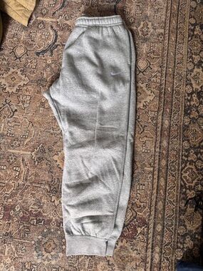 Nike Men’s Grey Fleece Joggers